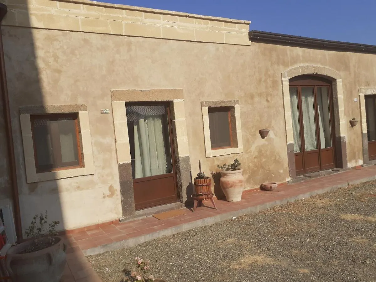 Casale Cirico Tra Catania E Siracusa Carlentini